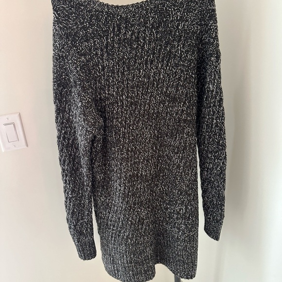 Isabel Maternity by Ingrid & Isabel Black and White Crew Neck Sweaters - Picture 5 of 8